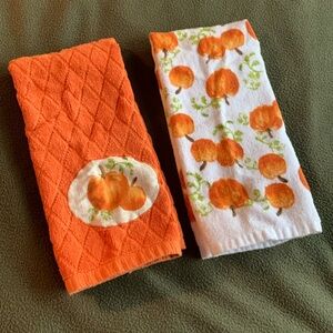 Harvest Fall dish towels. Set of 2. Approximately 15 1/2” x 24”
